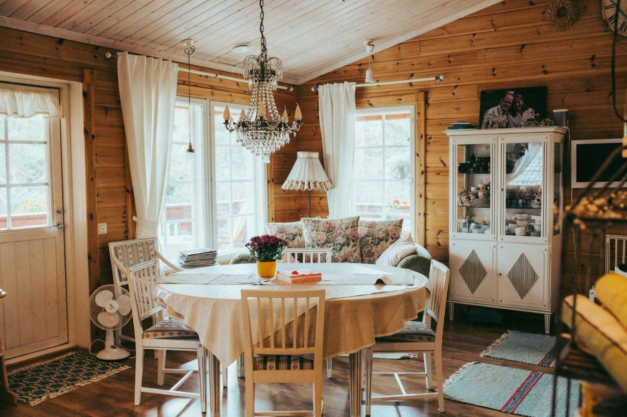 B&B Elaemys Aemmi Sauvo Dış mekan fotoğraf