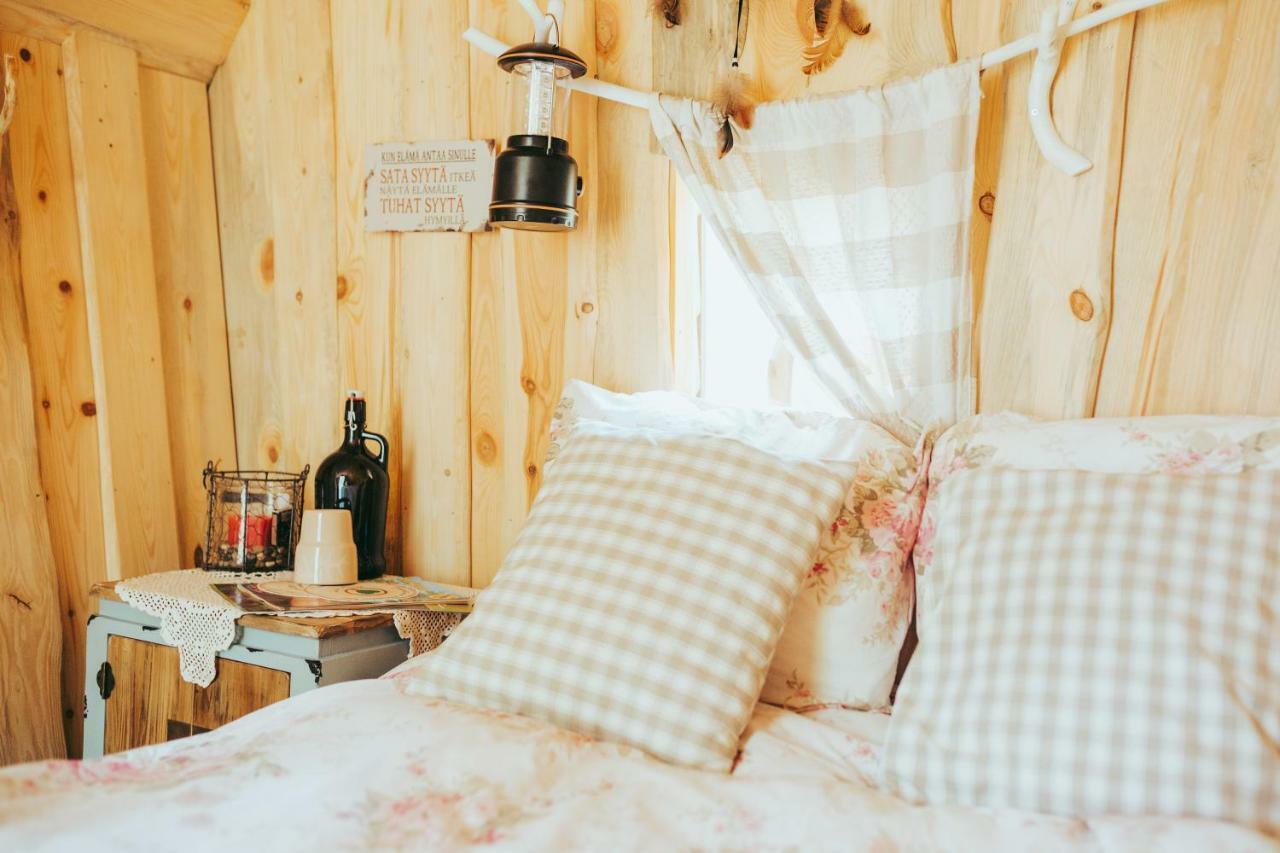 B&B Elaemys Aemmi Sauvo Dış mekan fotoğraf